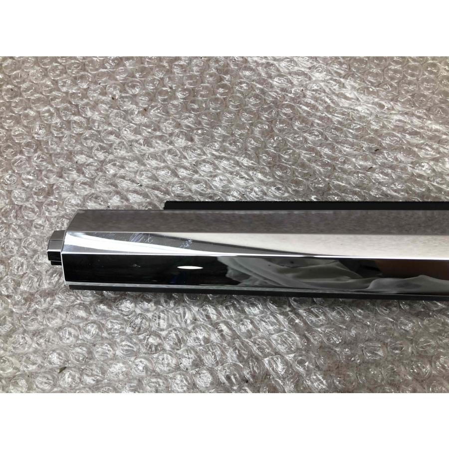 アルファード AGH40W 純正 フロント ドア ガラス ウェザストリップ 左