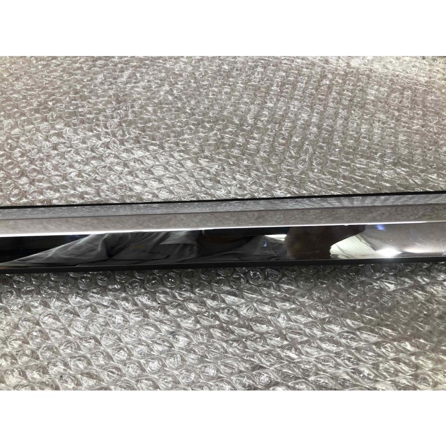 アルファード AGH40W 純正 フロント ドア ガラス ウェザストリップ 左