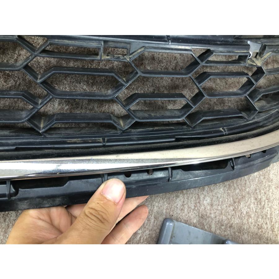 ホンダ ステップワゴン/スパーダ RP3 前期 フロントグリル 71121-TAA