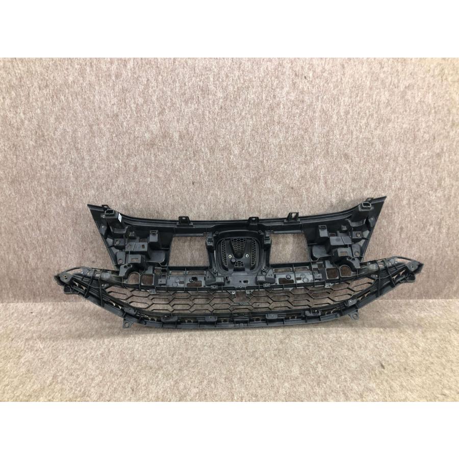 ホンダ ステップワゴン/スパーダ RP3 前期 フロントグリル 71121-TAA