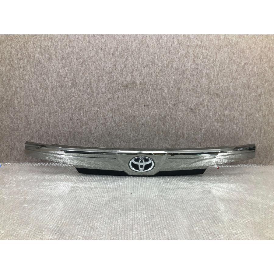★【トヨタ純正】ヴェルファイア 30系 後期型 純正リアガーニッシュ 76801-58250美品★ ヴェルファイア AGH30W GGH30W 後期 リアガーニッシュ 76801-58250/190
