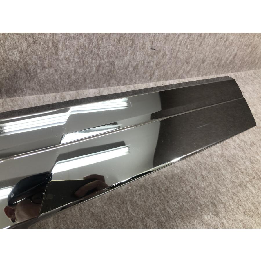 ヴェルファイア AGH30W GGH30W 後期 リアガーニッシュ 76801-58250