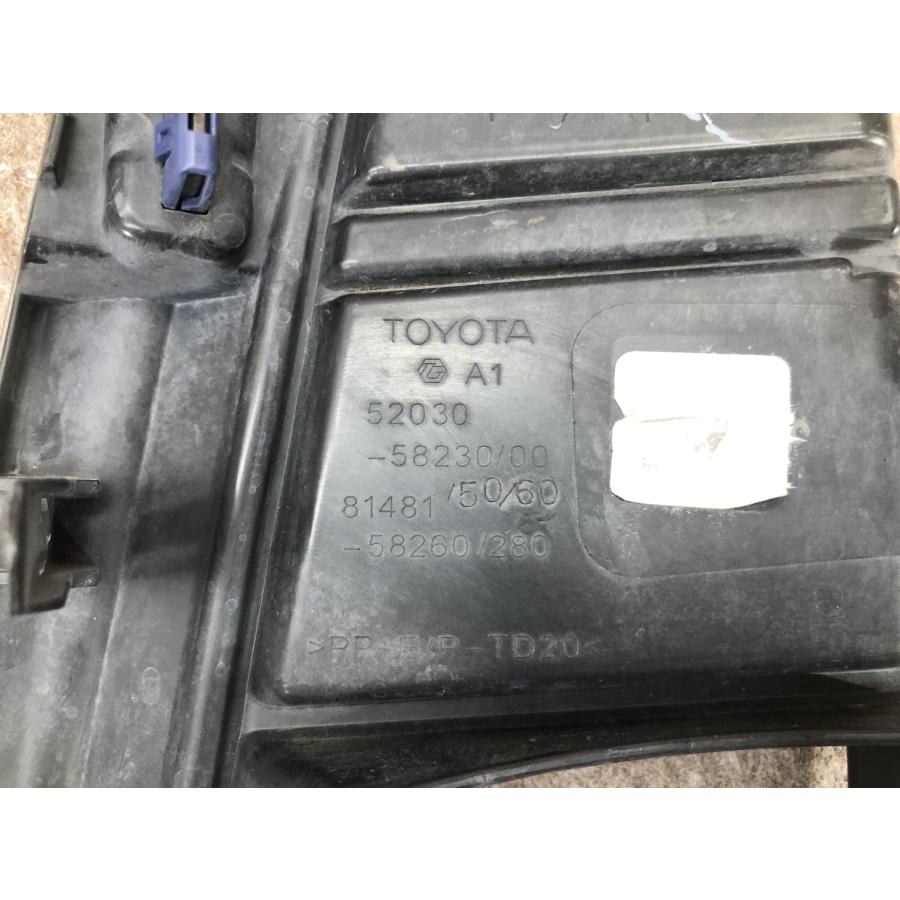 30 アルファード S/SC 後期 AGH30W 純正 右 フォグ ランプ