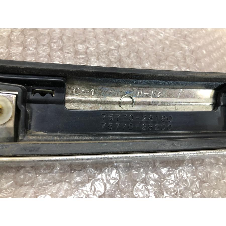 ノア/エスクァイア ZRR80 ZWR80 80系 ボンネットモール グリル メッキ