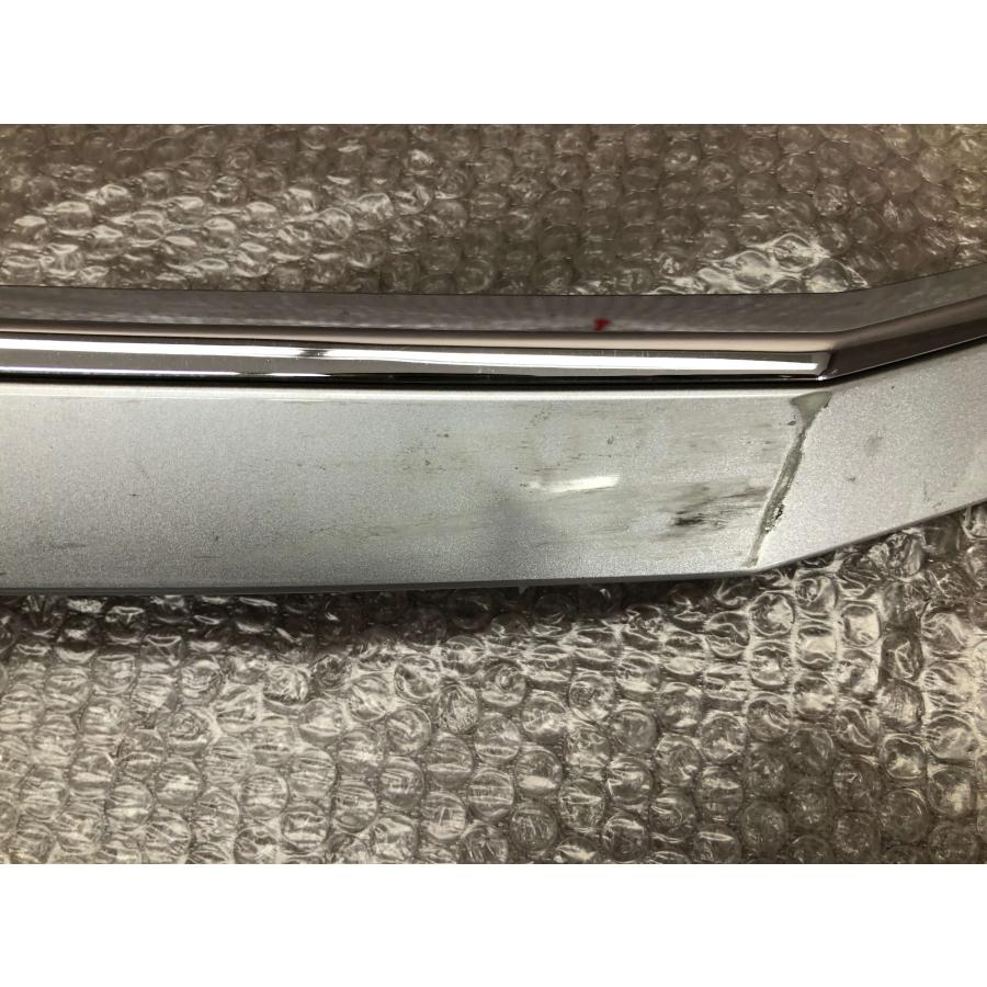 トヨタ 80系 ノア ZRR80G ZRR85G ZRR80W 後期 純正 ボンネットモール