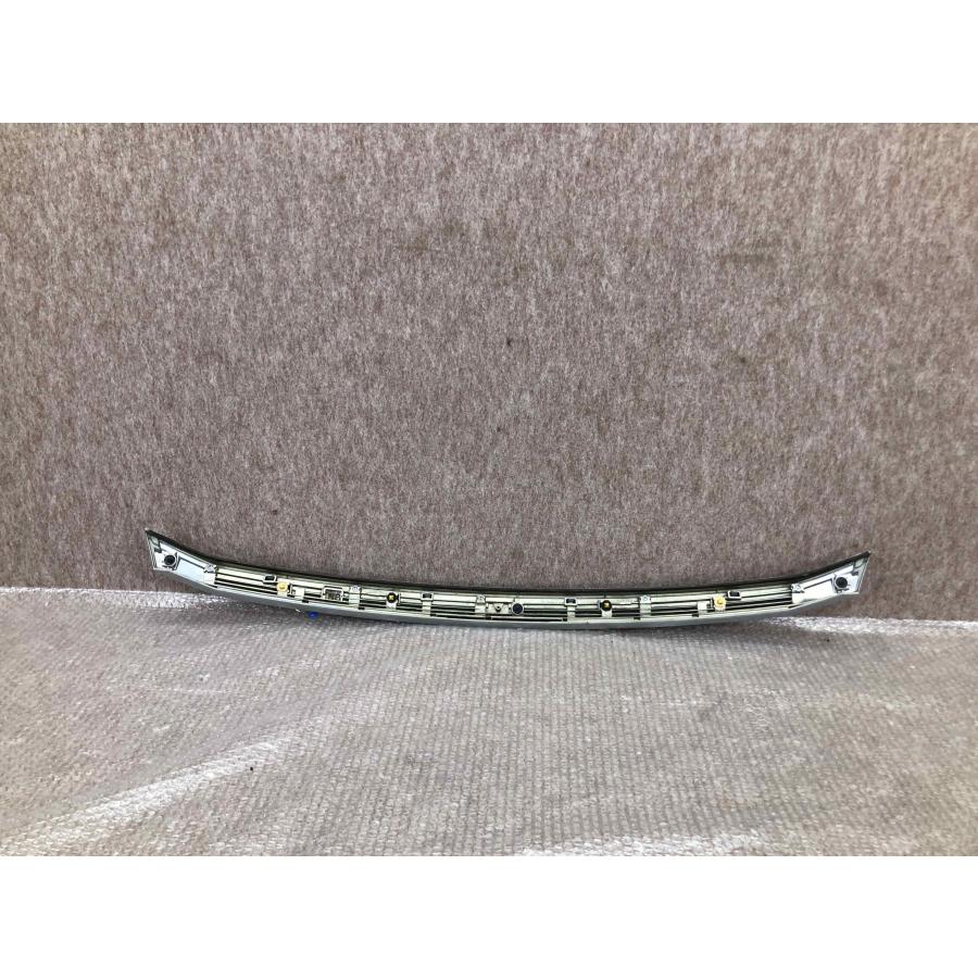 トヨタ 80系 ノア ZRR80G ZRR85G ZRR80W 後期 純正 ボンネットモール