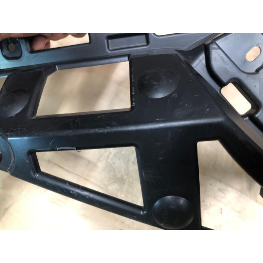 カローラクロス インナーグリル トヨタ カローラクロス ZSG10 ZVG11 ZVG15 純正 フロント インナー