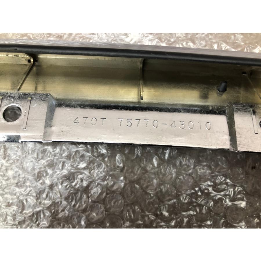 トヨタ クラウン DBA-TSS10 ボンネットモール 75770-43010 : 拓海商事