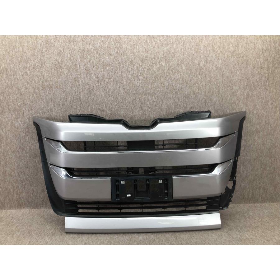 ノア MZRA90W MZRA95W ZWR90W ZWR95W 純正 フロントグリル 53112-V1010 