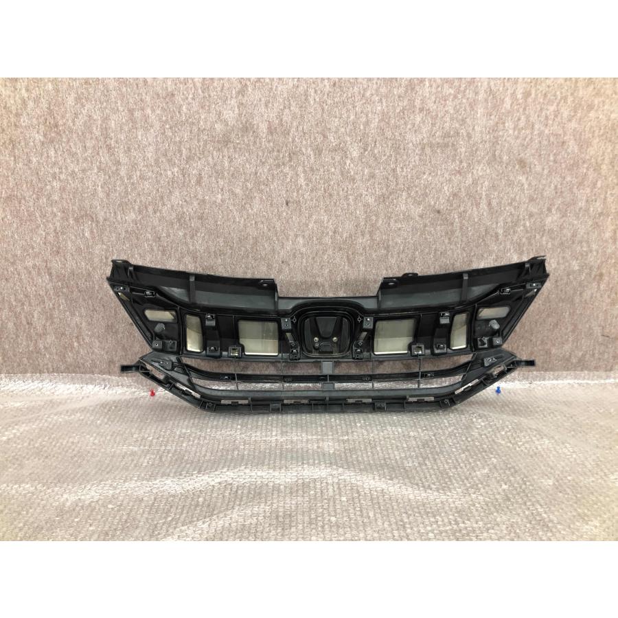 ホンダ グレイス GM4 純正フロントグリル DAA-GM4 ホンダ グレイス GM4 GM5 後期 純正 グリル 71121-T9P-J10 （GS-16