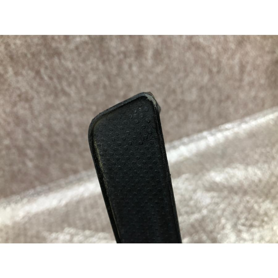 ヴォクシー X ZRR80G ZRR85G ZWR80G 前期 純正 フォグカバー 左右 素地