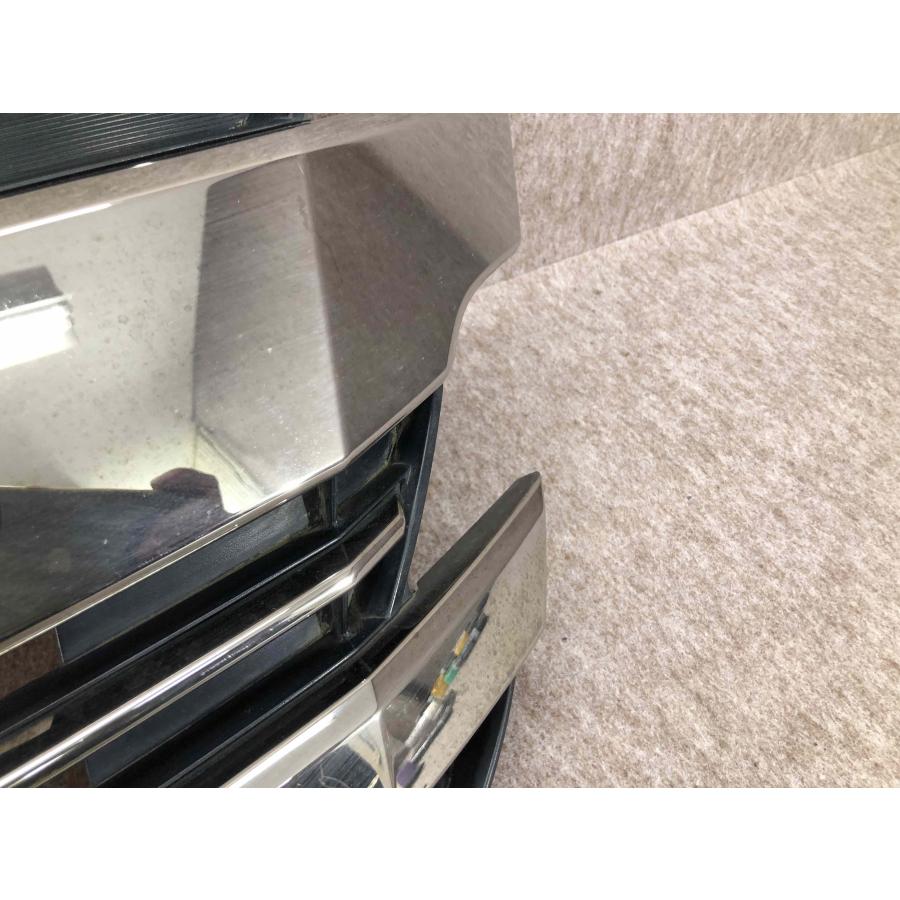 ヴェルファイア AGH30W 前期 純正 フロントグリル スモークメッキ