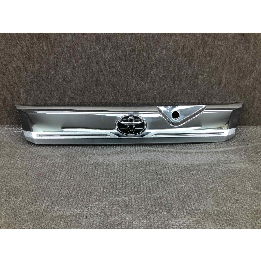 タンク カスタム ルーミー M900A 純正 リアガーニッシュ 76801-B1050