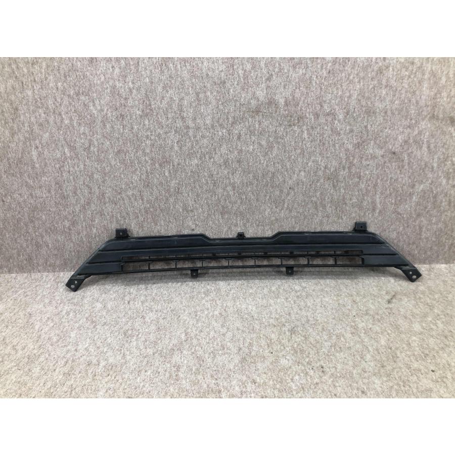 デリカD5 3DA-CV1W フロント グリル 6402A185 : 拓海商事ヤフー店