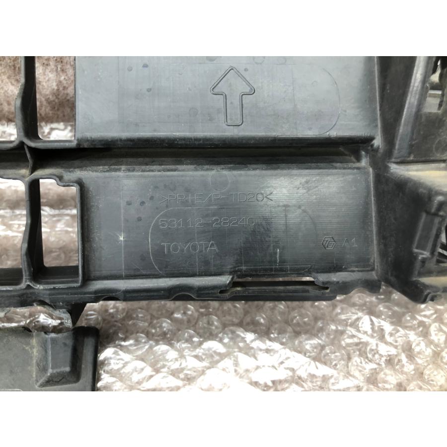 トヨタ ヴォクシー 80系 X/V ZRR80G/ZRR85G 純正 フロントバンパー