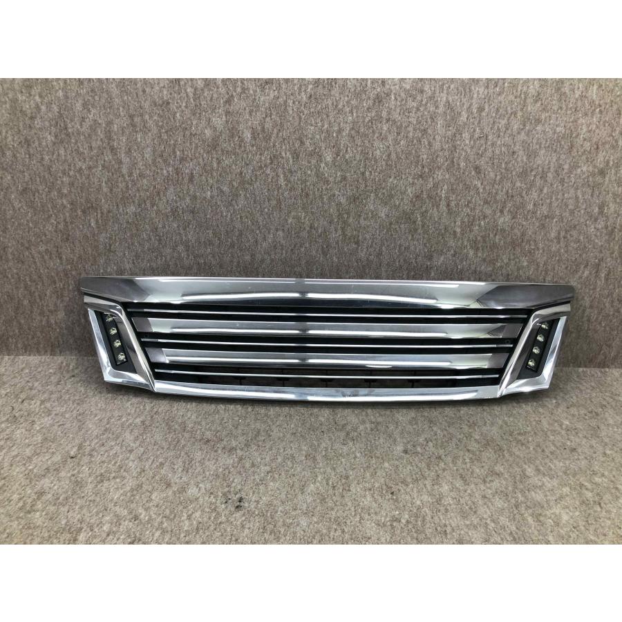 nv350キャラバン フロントグリル　マットブラックグリル　ラジエーターグリル NV350キャラバン VW2E26 ライダー ブラックライン デイライト付