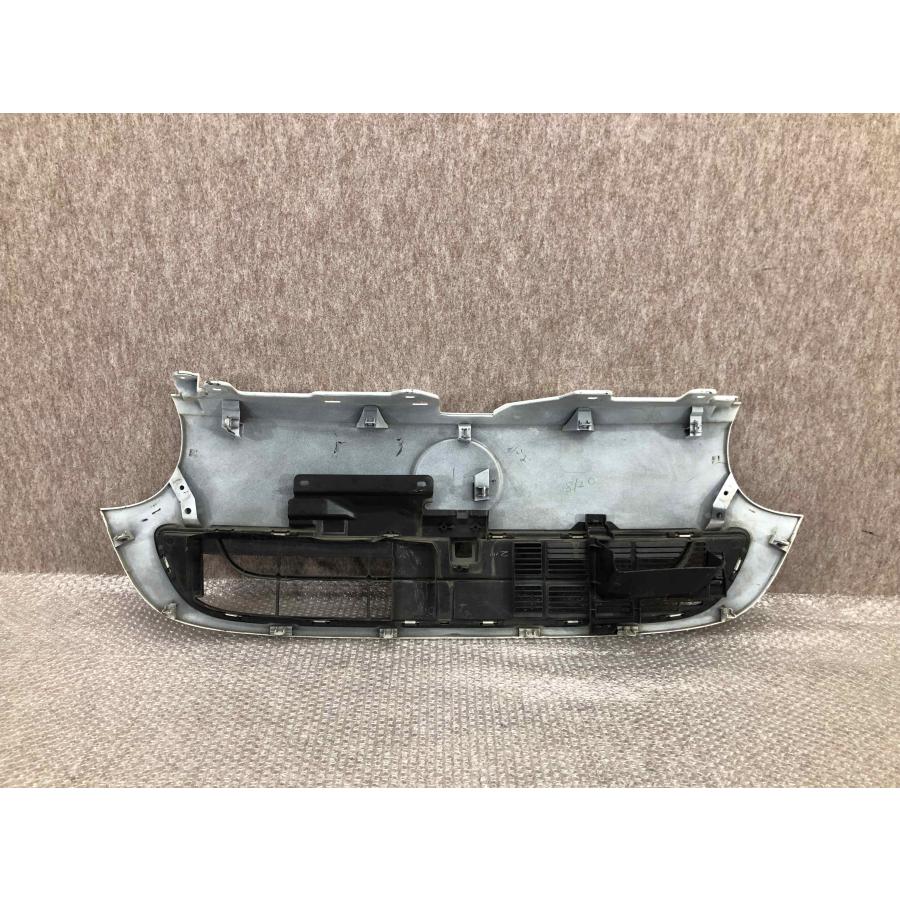 ムーヴ キャンバス フロントグリル ラジエターグリル ムーヴキャンバス LA800S/LA810S 後期 純正 ラジエーターグリル