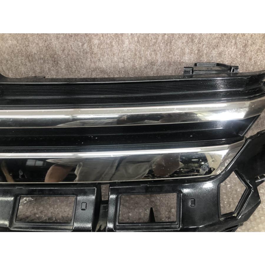 トヨタ ヴェルファイア AGH30W 純正 フロントグリル 53111-58350