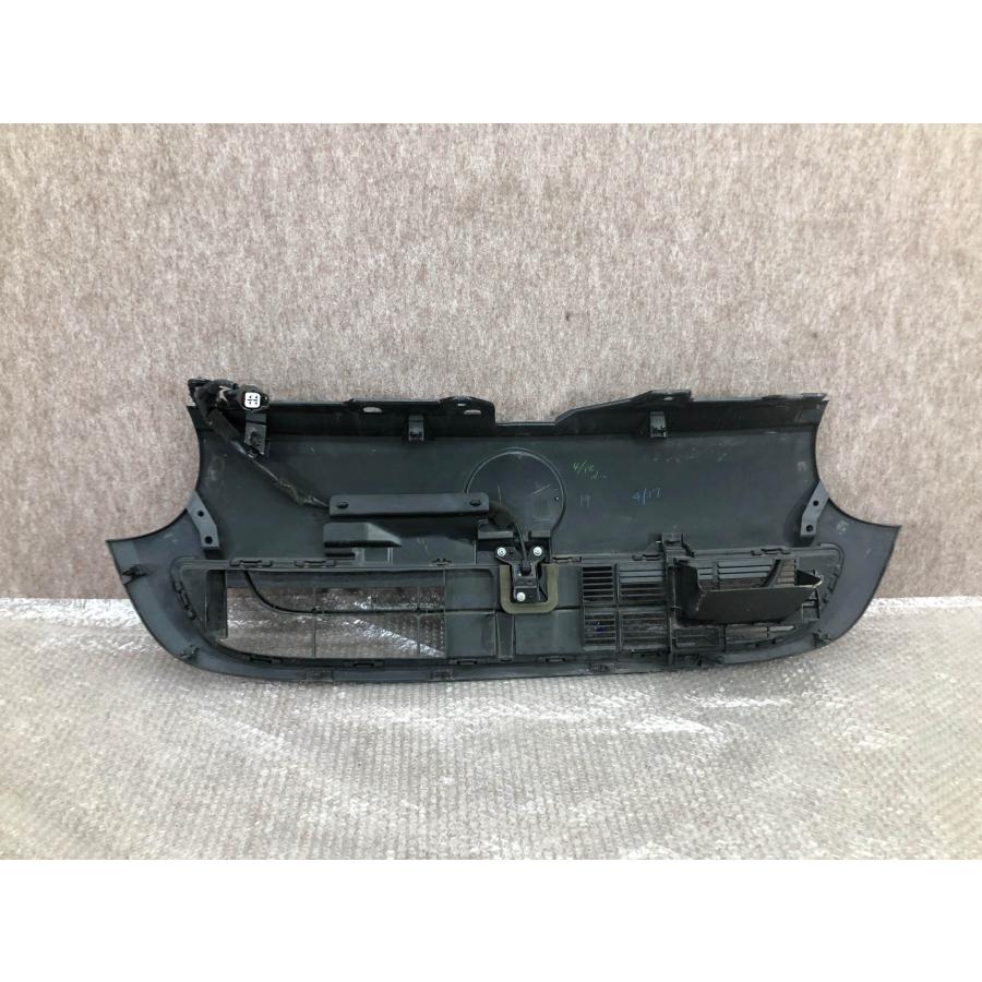 ムーヴキャンバス LA800S/LA810S 後期 純正 ラジエーターグリル