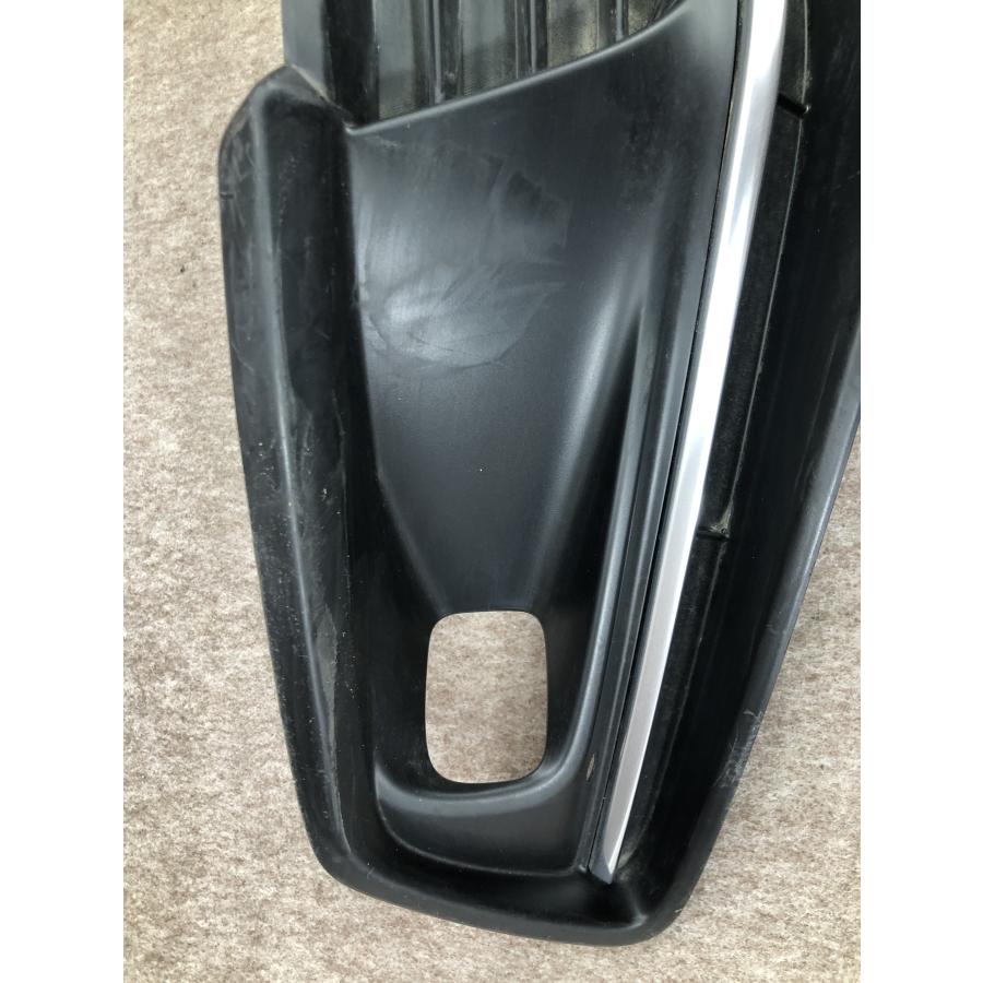 ホンダ フィット GR3 GR4 GS3 GS4 グリル 71151-TZA-N4 : 拓海商事