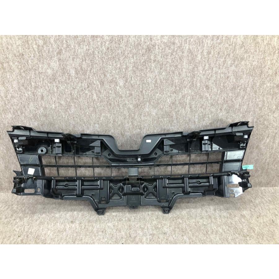 ZRR80 ZWR80 後期 ヴォクシー 純正 グリル 53101-28620 53111-28760
