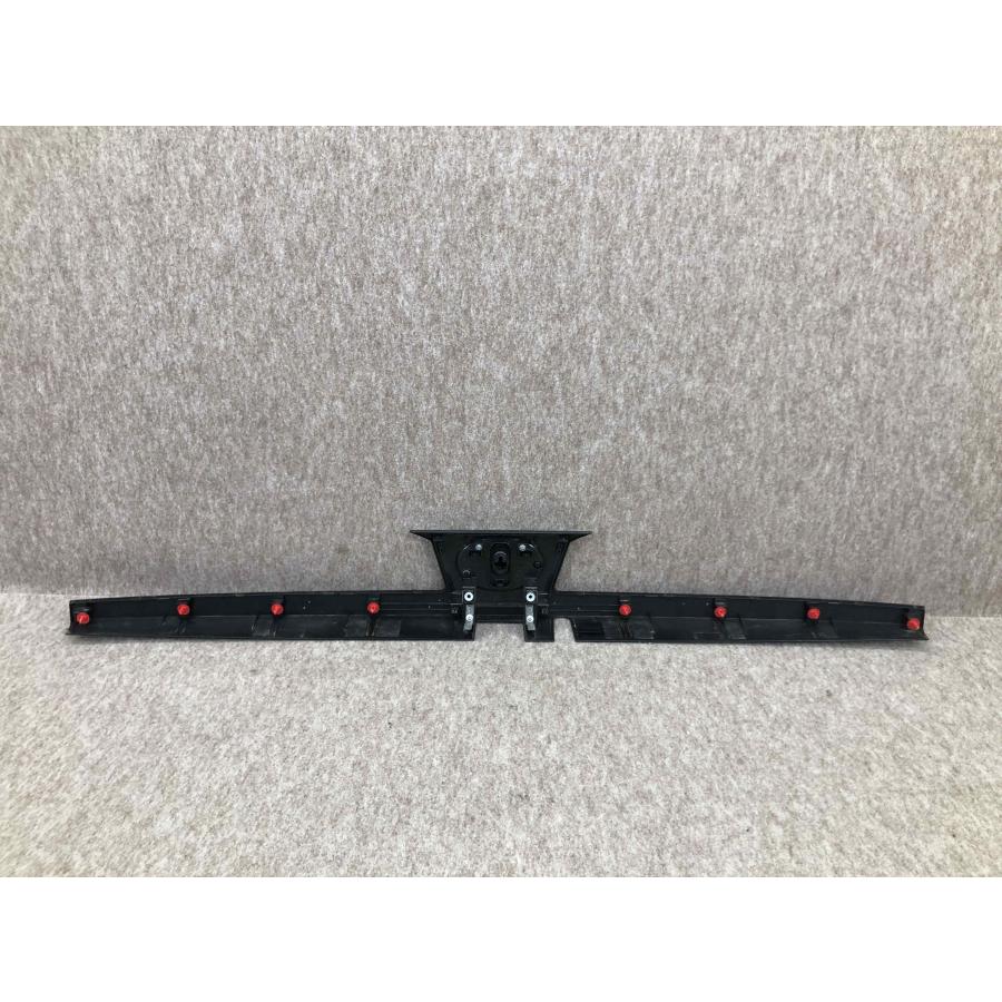 トヨタ ヴォクシー ZWR90 ZWR95 MZRA90 MZRA95 90系 リアガーニッシュ