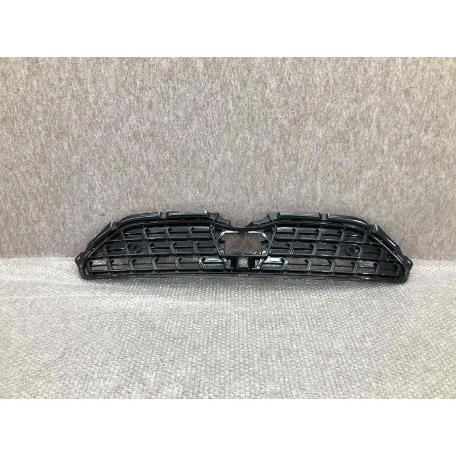 トヨタ ヤリスクロス MXPB10 MXPJ10 純正 フロント グリル 53101-52790