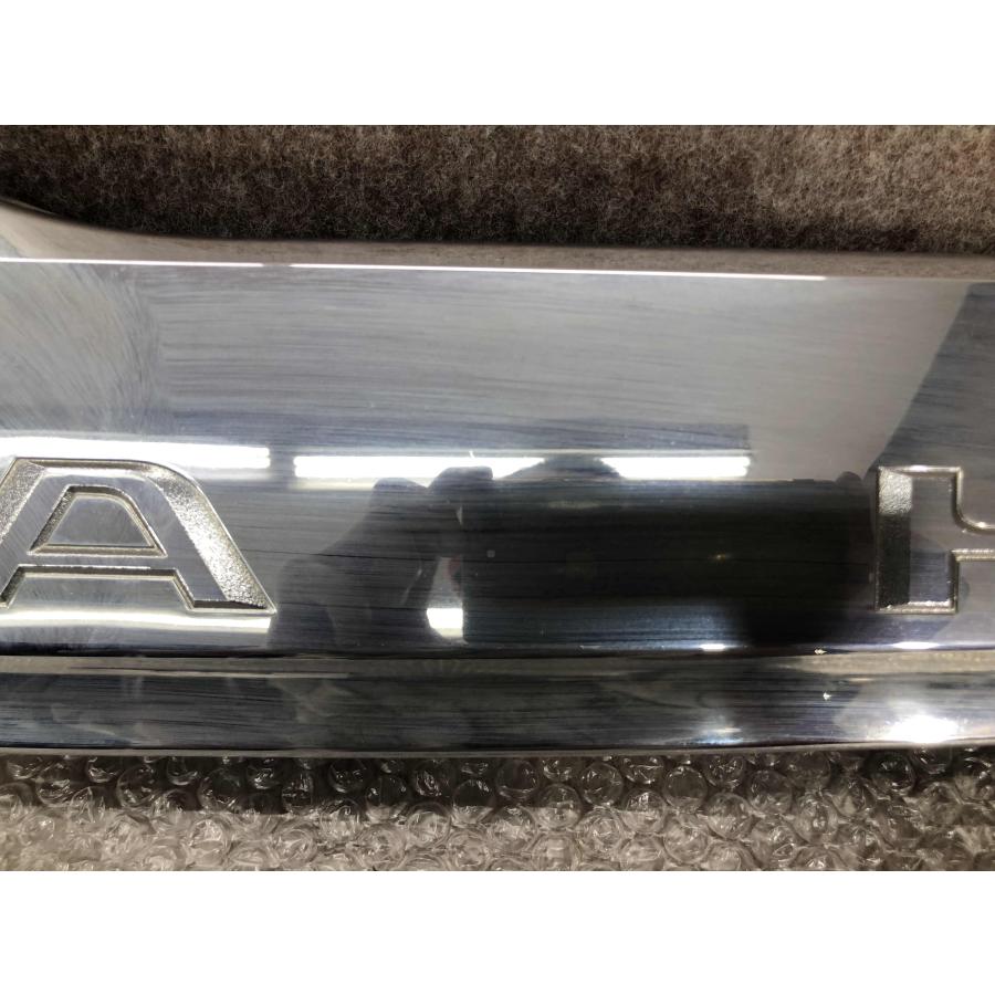 トヨタ ノア ZRR80/ZWR80 純正 リアガーニッシュ 76811-28280 : 拓海