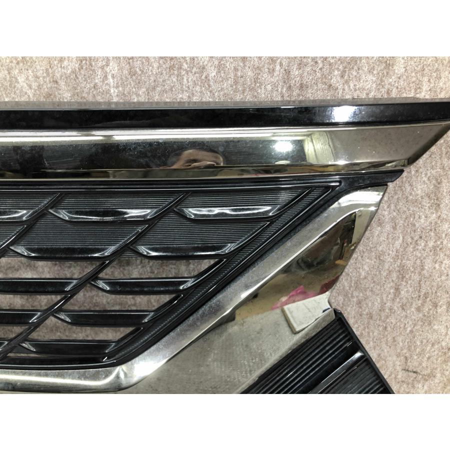 ホンダ 前期 JF3 N-BOXカスタム フロントグリル 08F21-TTA-000-AF