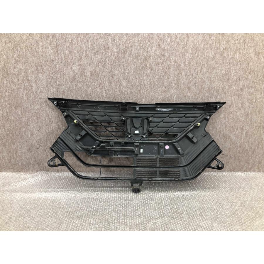 ホンダ 前期 JF3 N-BOXカスタム フロントグリル 08F21-TTA-000-AF