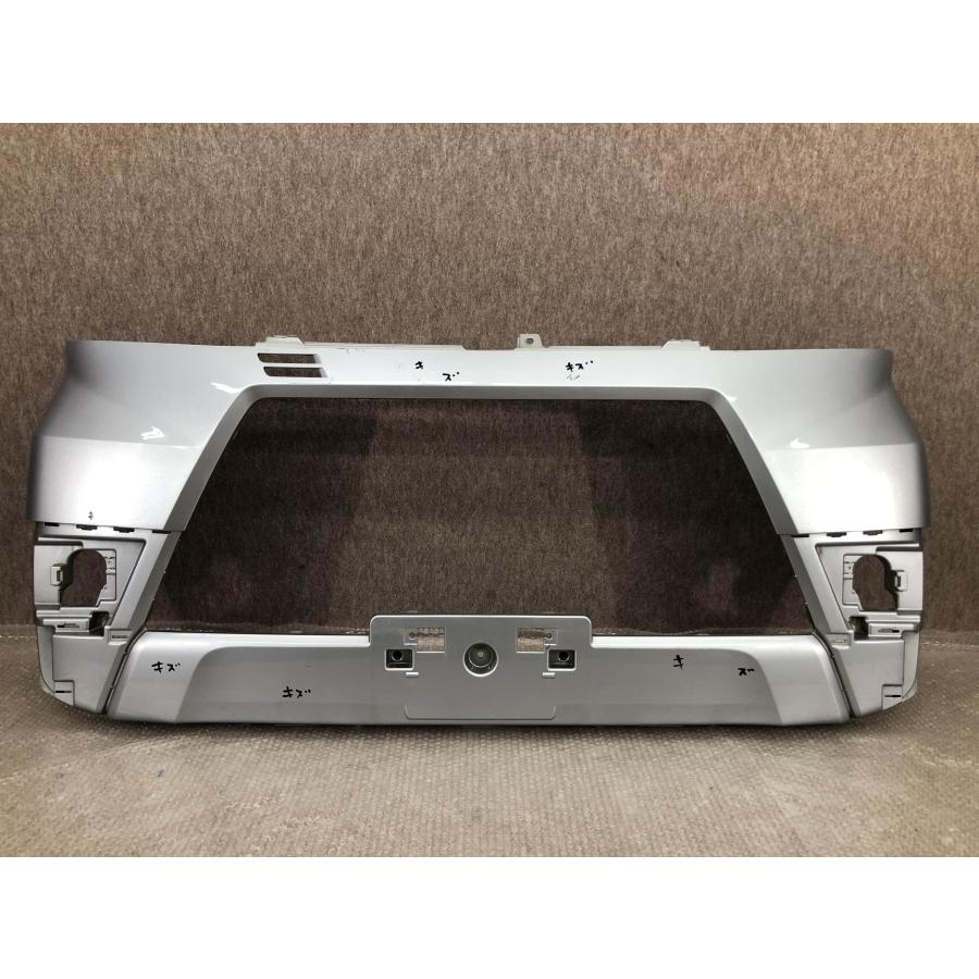 ダイハツ ハイゼット カーゴ S321V S331V 純正 フロントバンパー 52119