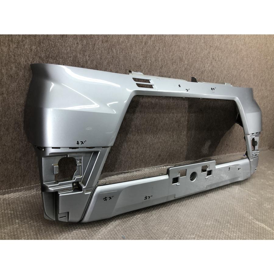 ダイハツ ハイゼット カーゴ S321V S331V 純正 フロントバンパー 52119
