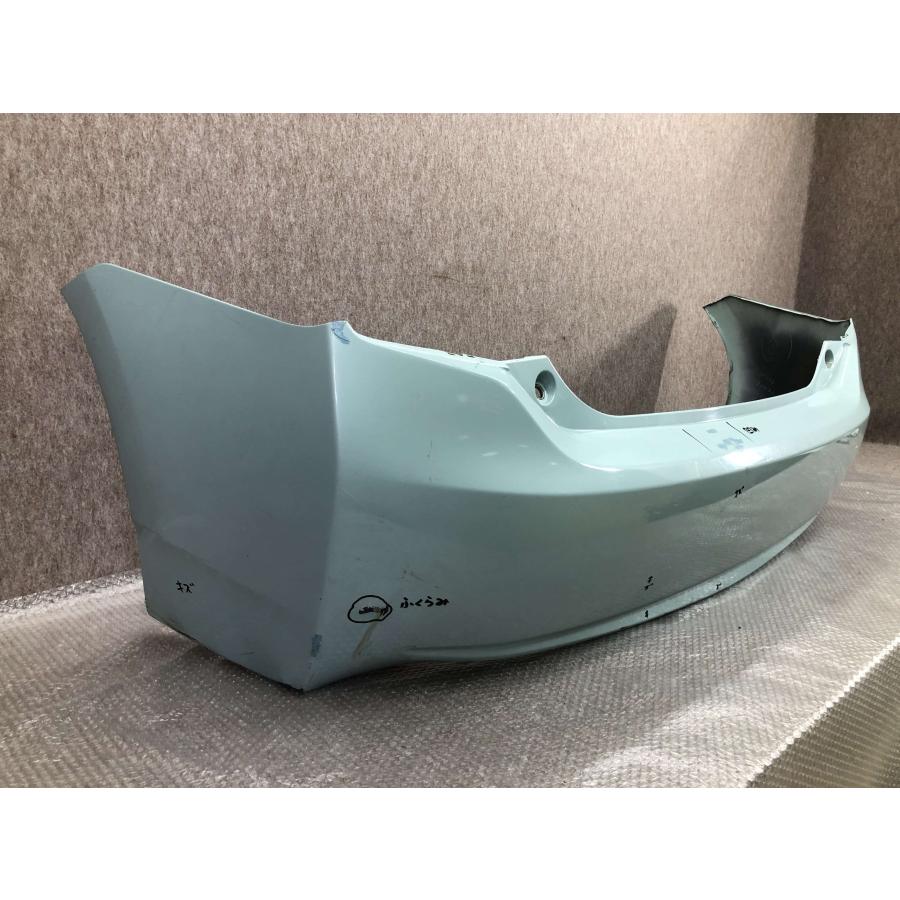 トヨタ プリウス 30系 ZVW30 前期/後期 純正 リアバンパー 52159-47050