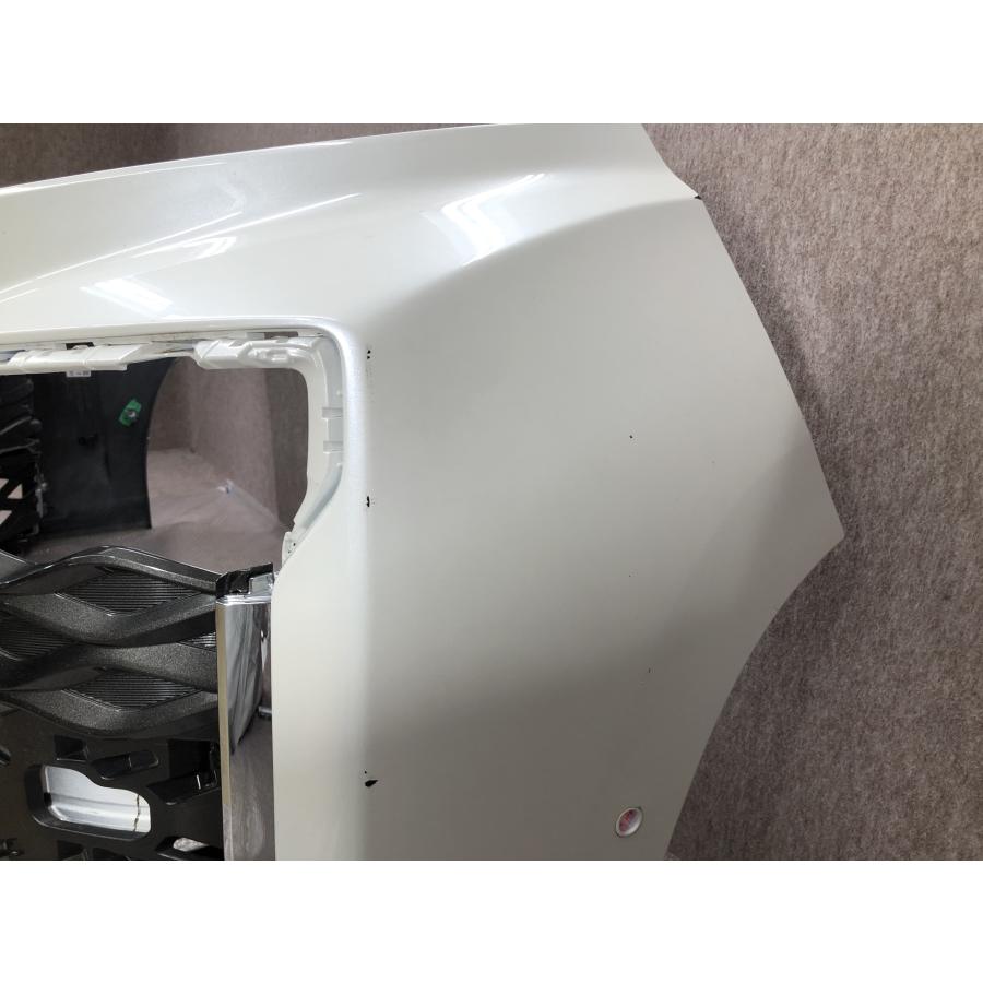 トヨタ ヴォクシー 90系 純正 フロントバンパー ZWR90W/ZWR95W/MZRA90W