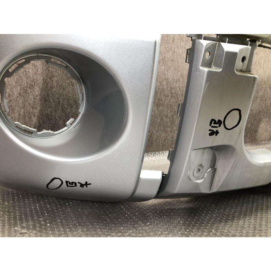 早い者勝ち‼️‼️【新品未使用】デリカD:5　フロントバンパー 三菱 デリカ D5/D:5 CV1W/CV2W/CV4W/CV5W 前期 純正 フロントバンパー