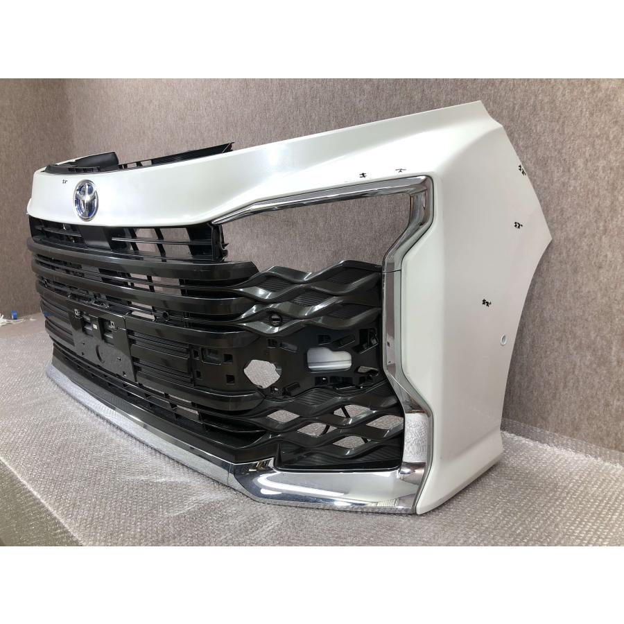 トヨタ ヴォクシー 90 ZWR90W MZRA90W 純正 フロントバンパー 52119