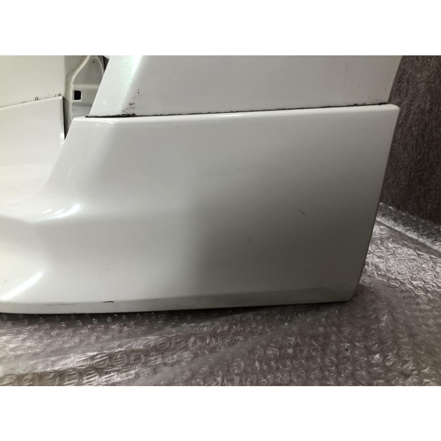 トヨタ アクア NHP10 中期 純正 フロントバンパー 52119-52A10