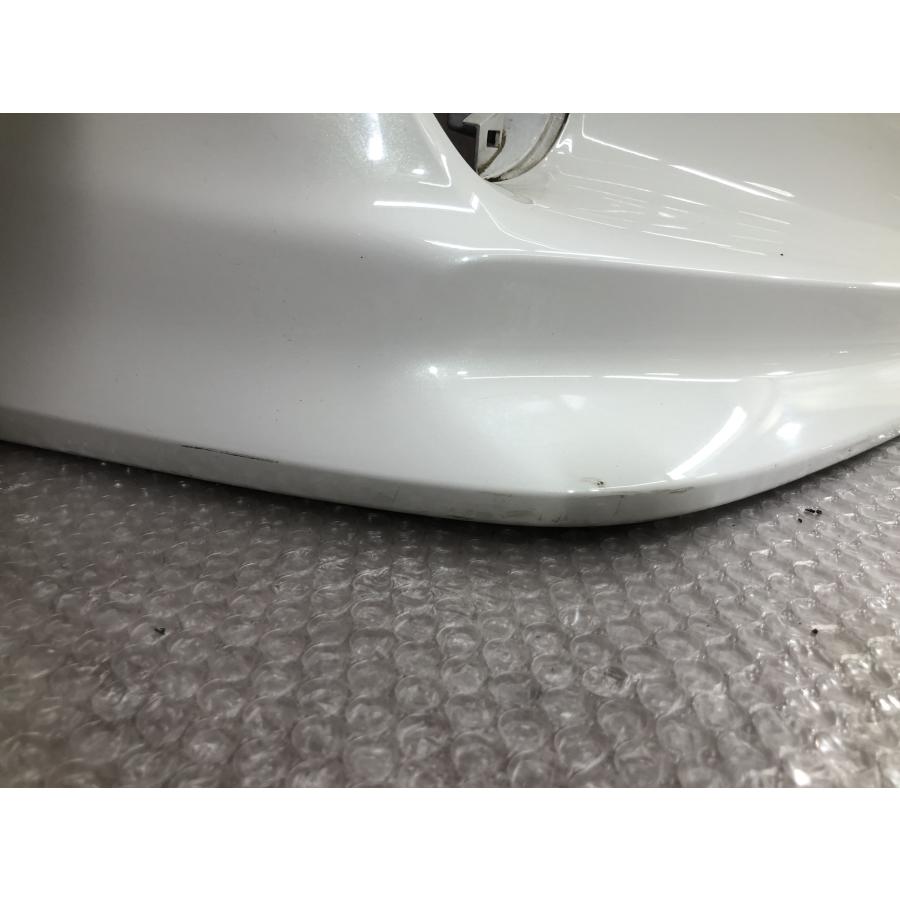 トヨタ アクア NHP10 中期 純正 フロントバンパー 52119-52A10