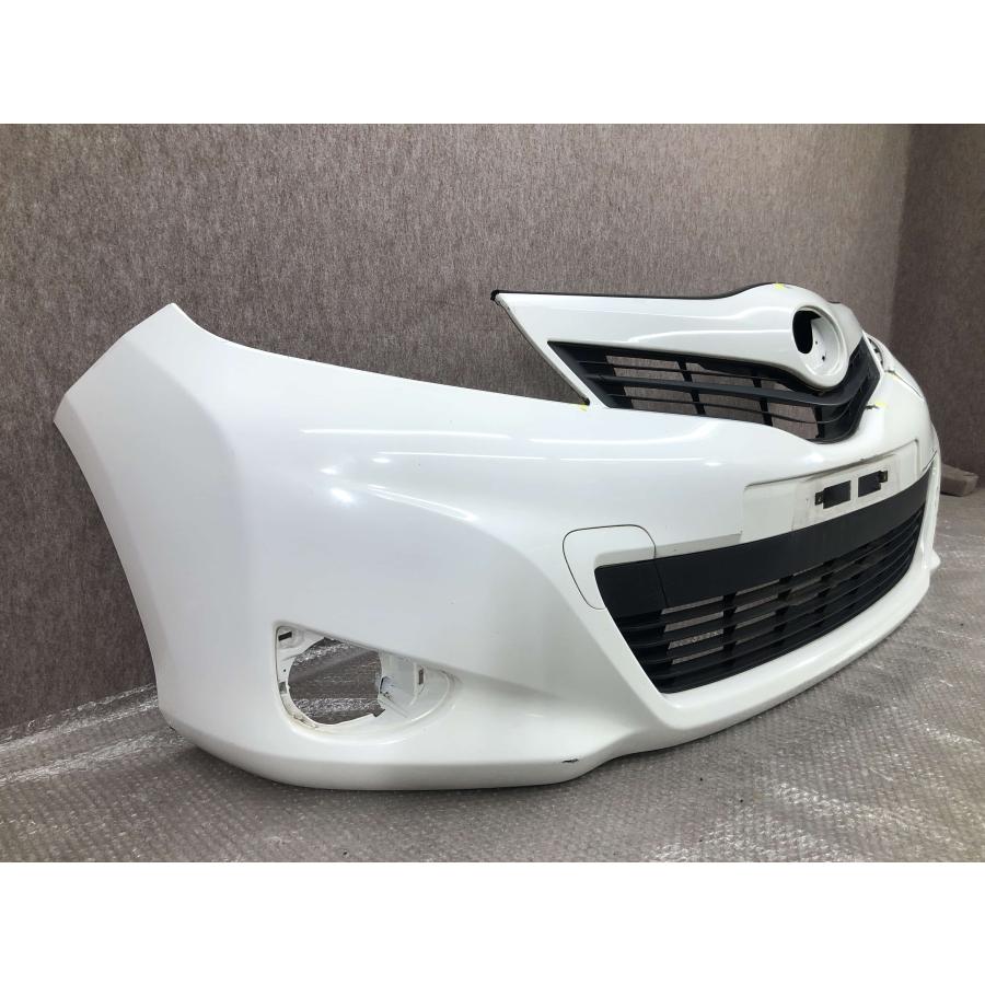 TOYOTAヴィッツKSP130フロントバンパー前期KSP130／NSP130 トヨタ ヴィッツ 130系 KSP130/NSP130/NSP135/NCP131 純正