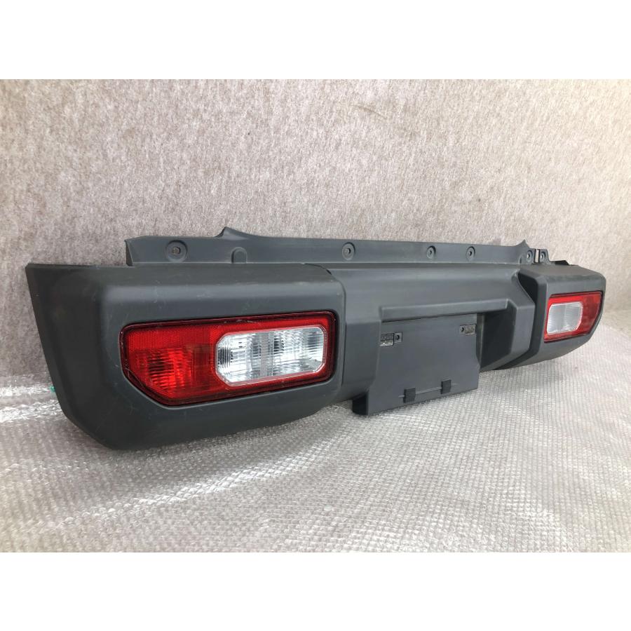 スズキ 純正 JB64W ジムニー リアバンパー 71811-77R テールランプ