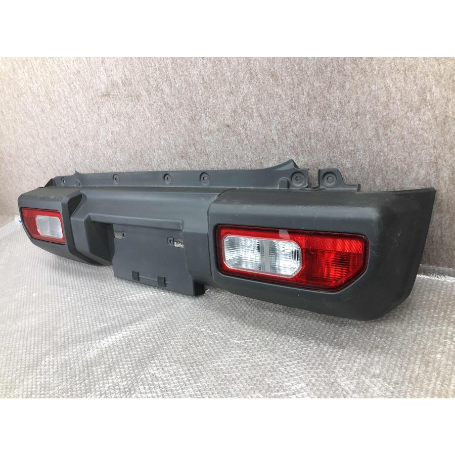 スズキ 純正 JB64W ジムニー リアバンパー 71811-77R テールランプ