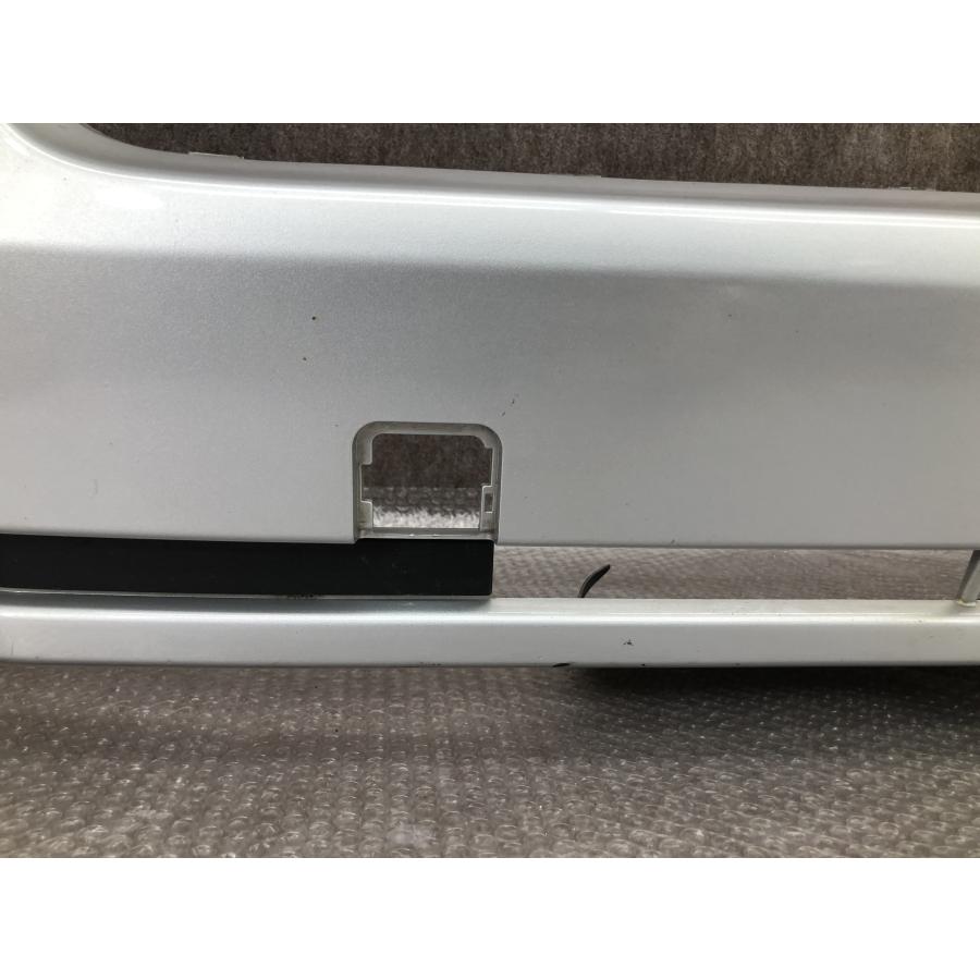 トヨタ ハイエース 標準 4型 5型 6型 200系 純正 フロントバンパー