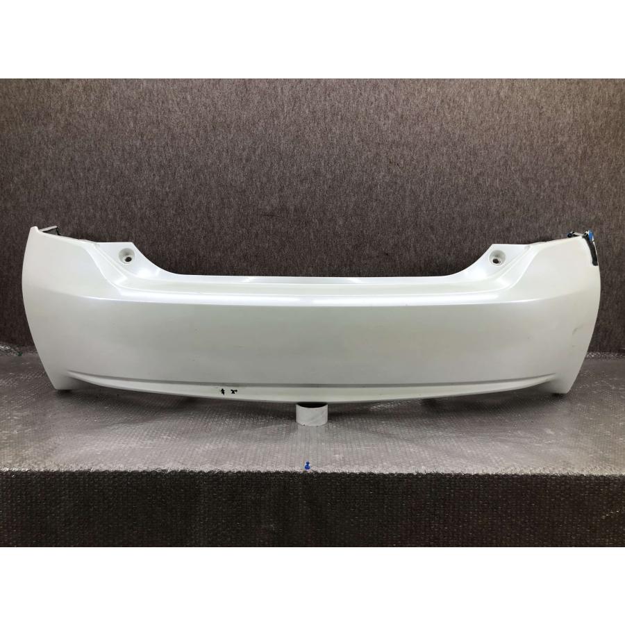 トヨタ プリウス 30系 ZVW30 前期/後期 純正 リアバンパー 52159-47050