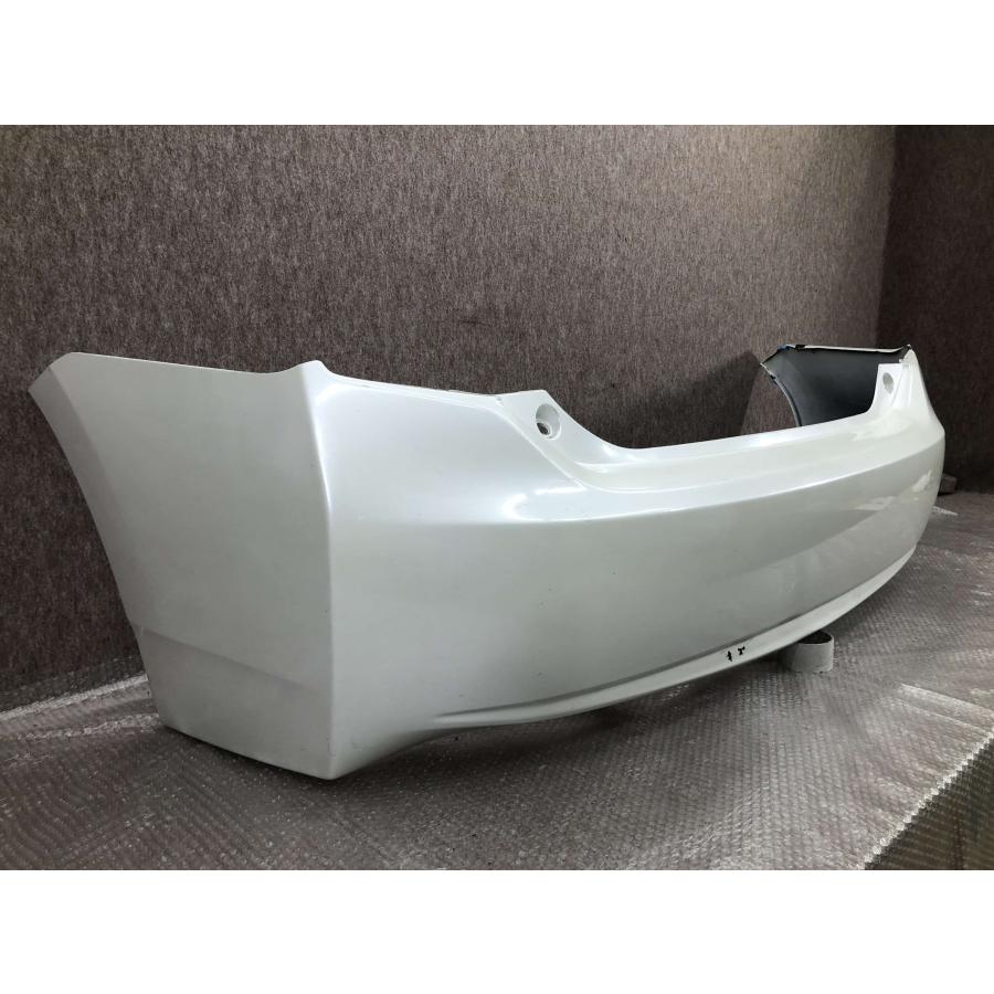 トヨタ プリウス 30系 ZVW30 前期/後期 純正 リアバンパー 52159-47050