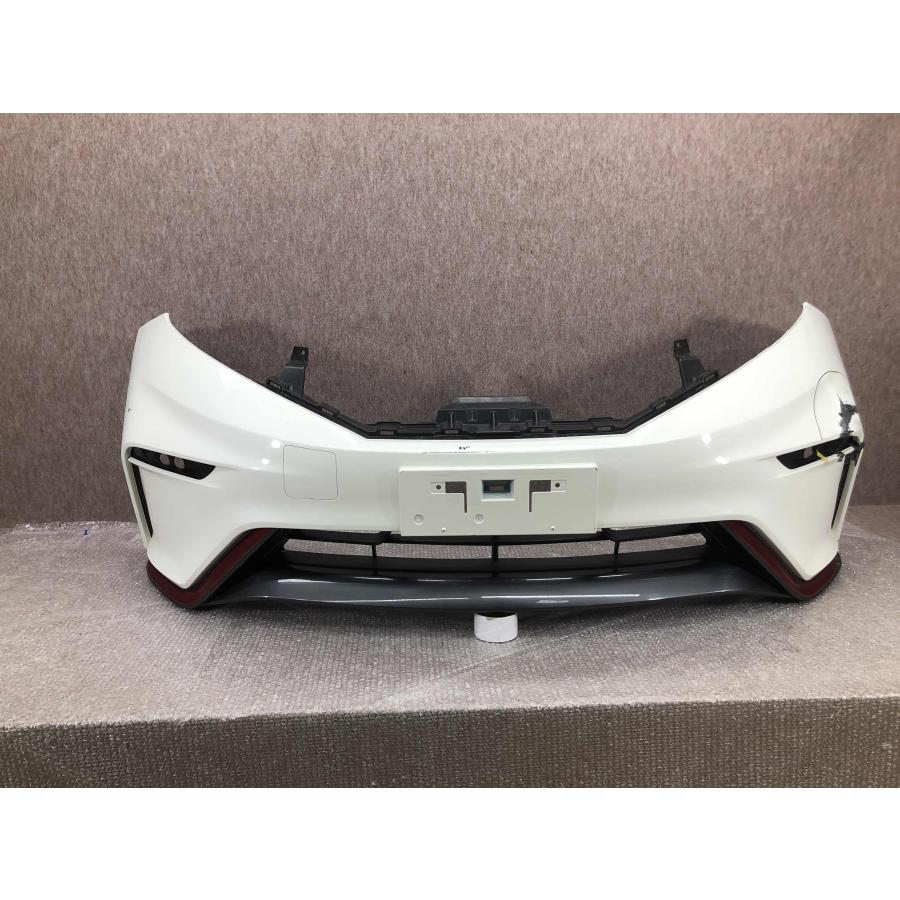 ノート ニスモ E12 前期 純正 フロントバンパー 62012 1A92A ニスモ ノート E12 前期 純正 フロントバンパー パール白 62012-1A92A