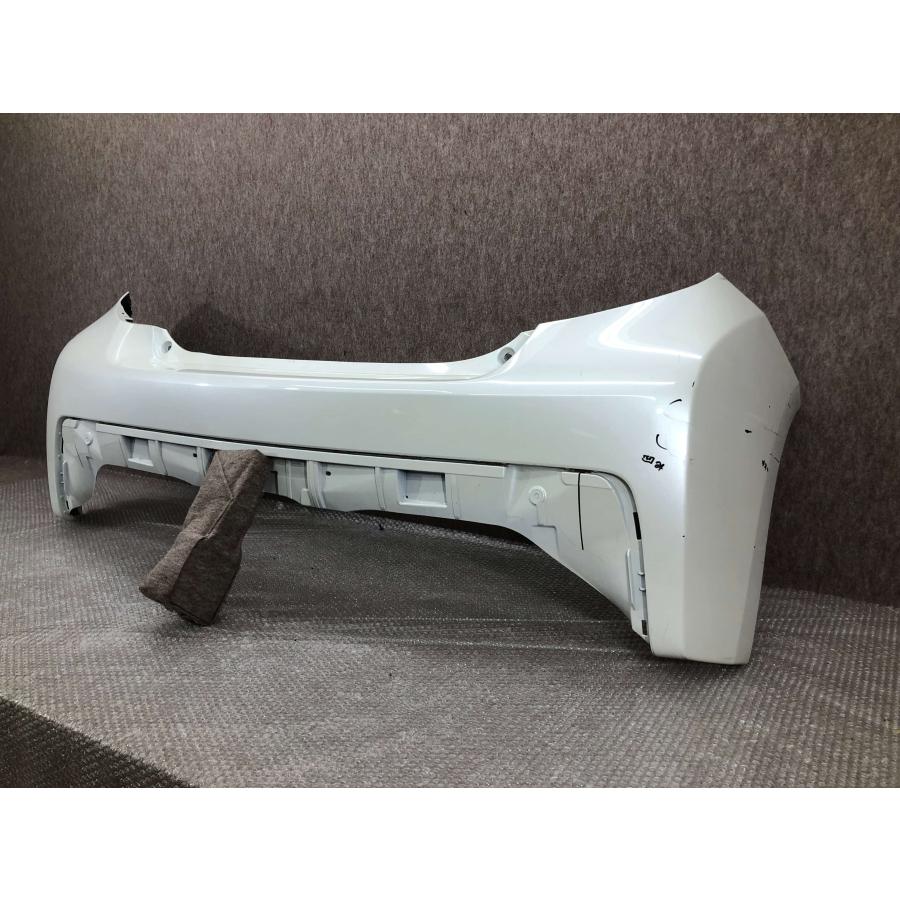 トヨタ ヴィッツ RS GRスポーツ G's NCP130 NHP130 後期 純正 リア