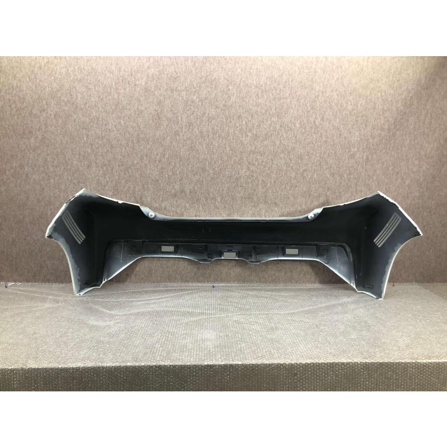 トヨタ ヴィッツ RS GRスポーツ G's NCP130 NHP130 後期 純正 リア