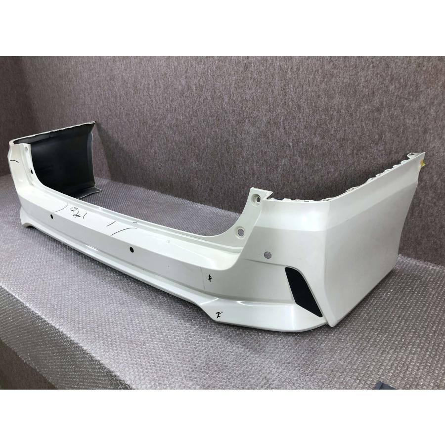 セレナ C27 ハイウェイスター リアバンパー 85022-5TF0H 850225TF0H