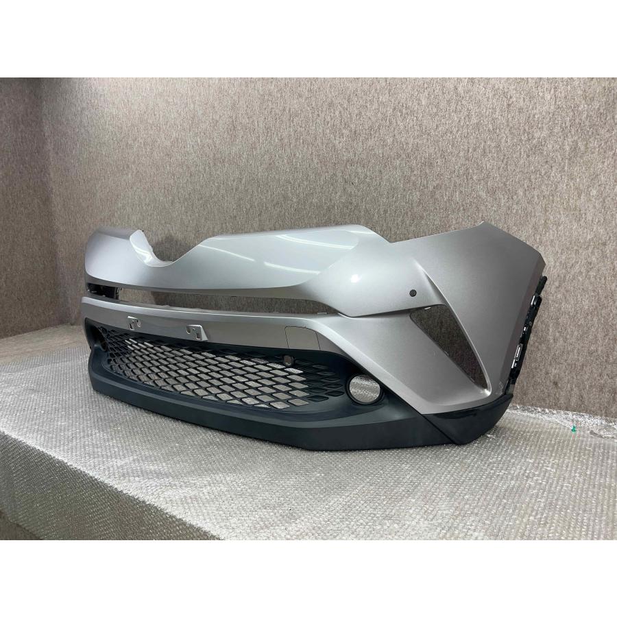 トヨタ C-HR/CHR NGX10/NGX50/ZYX10 前期 純正 フロントバンパー 52119