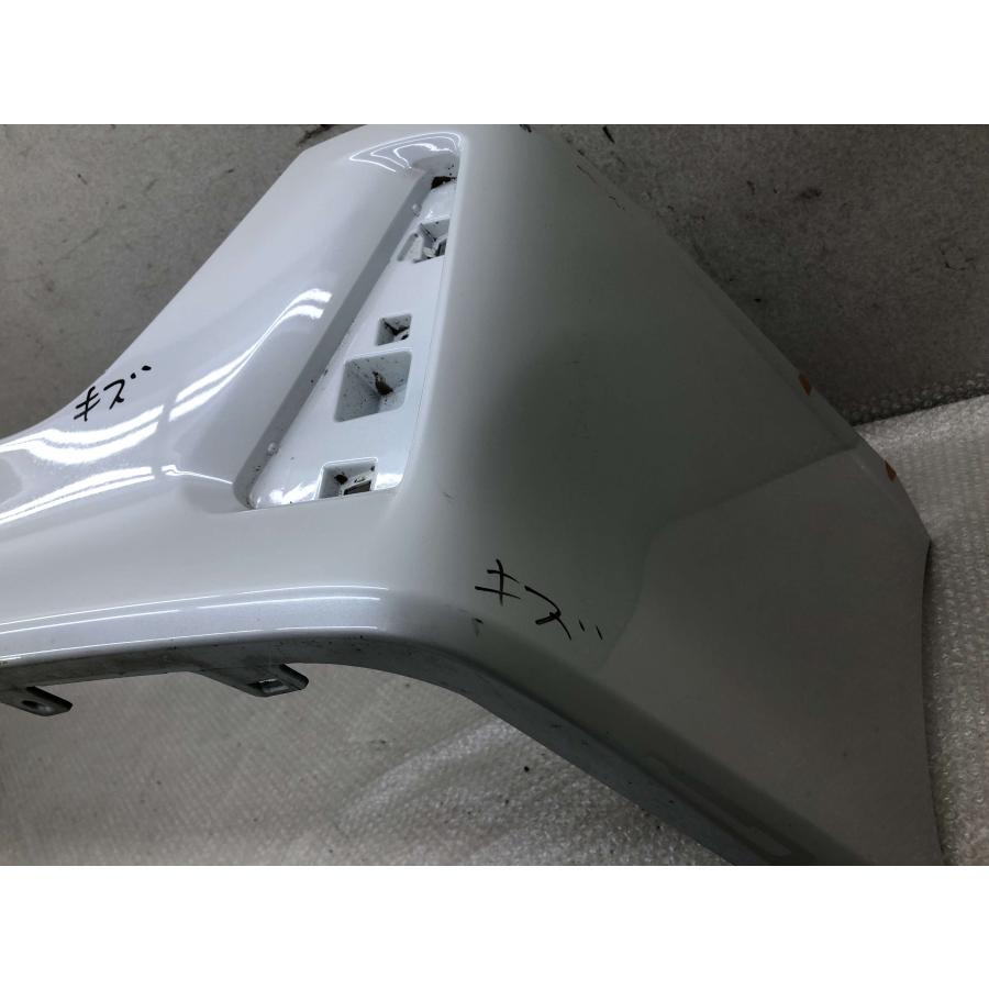 リヤ ヴォクシー ノア エスクァイア 80 純正リアバンパー 52159-28630